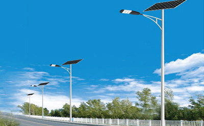 农村道路装湟中太阳能路灯选多大瓦数实测